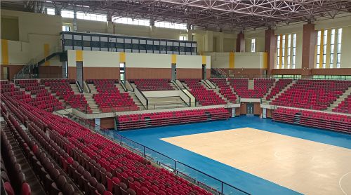 專業(yè)看臺(tái)座椅如何制造？四大核心步驟揭秘